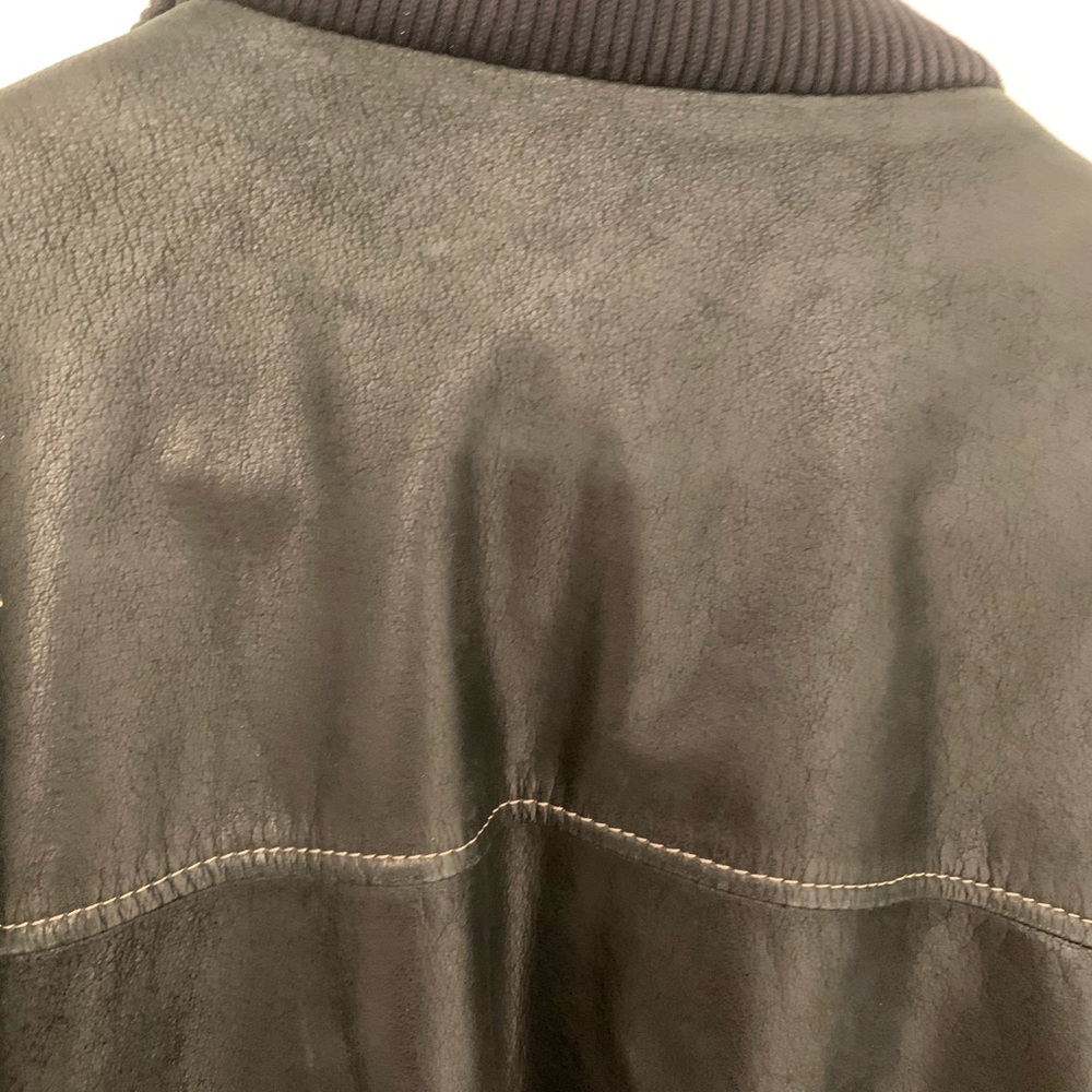 Leather Jacket - Picture 4 of 7